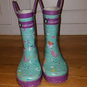 Girls Oakiwear rain boots sz 13